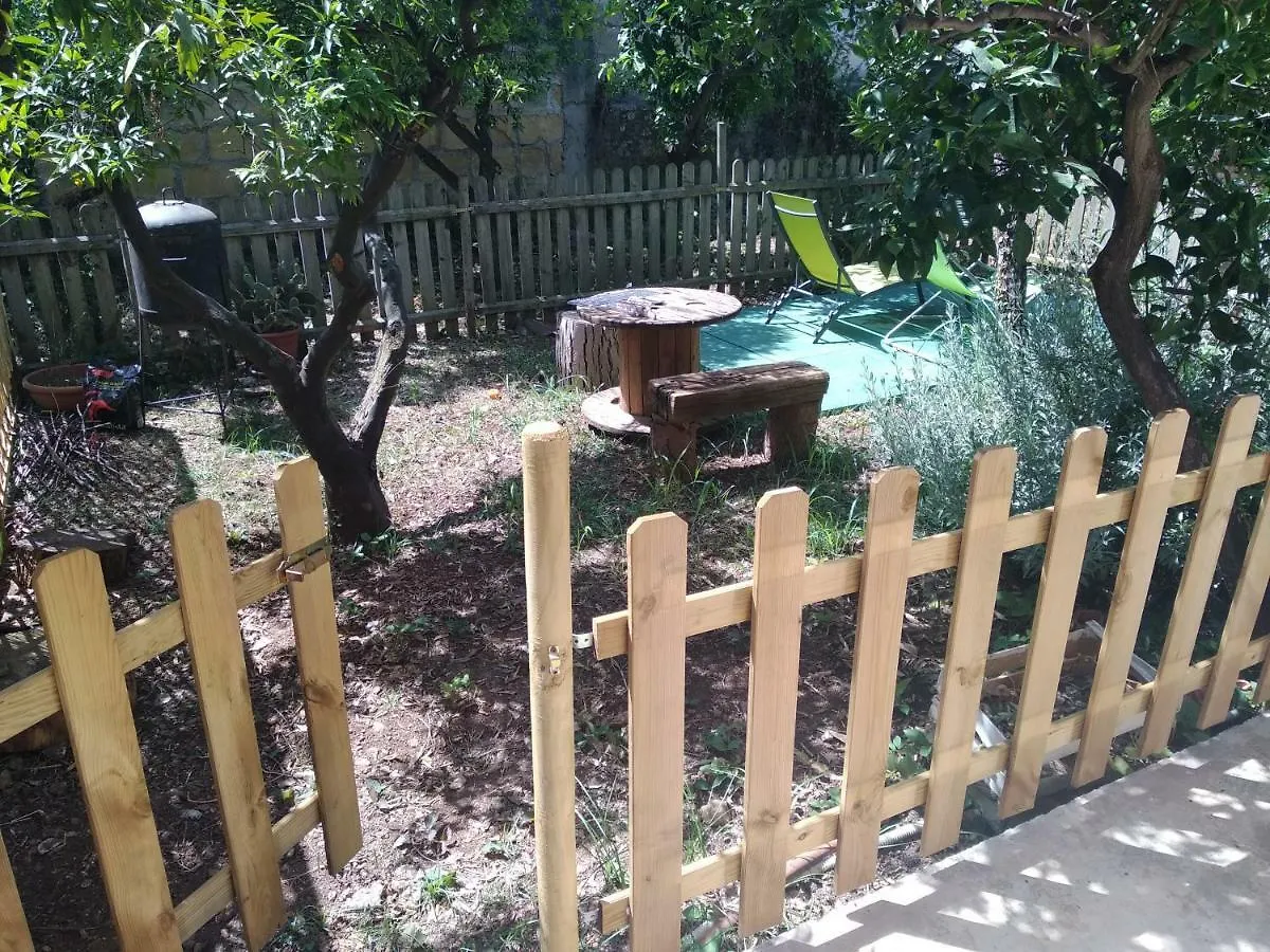 شقة Il Giardino مونديلّو